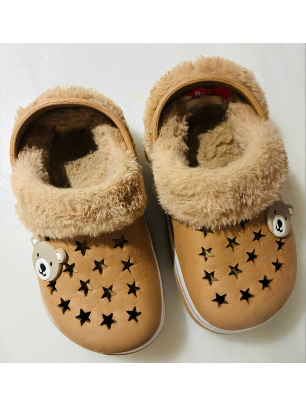 Girls Unbranded Tan Faux Fur Lined Star Clog Slippers Size 8 Toddler